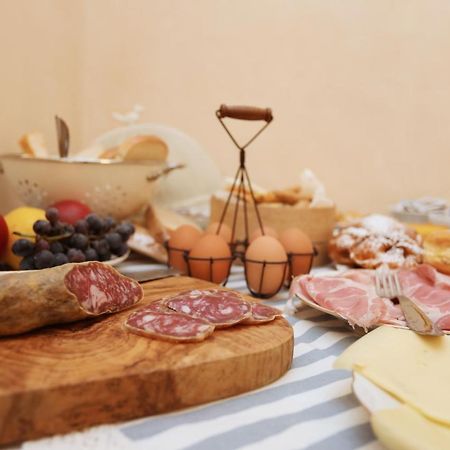 Tra I Campi Di Papaveri Medesano Exterior foto